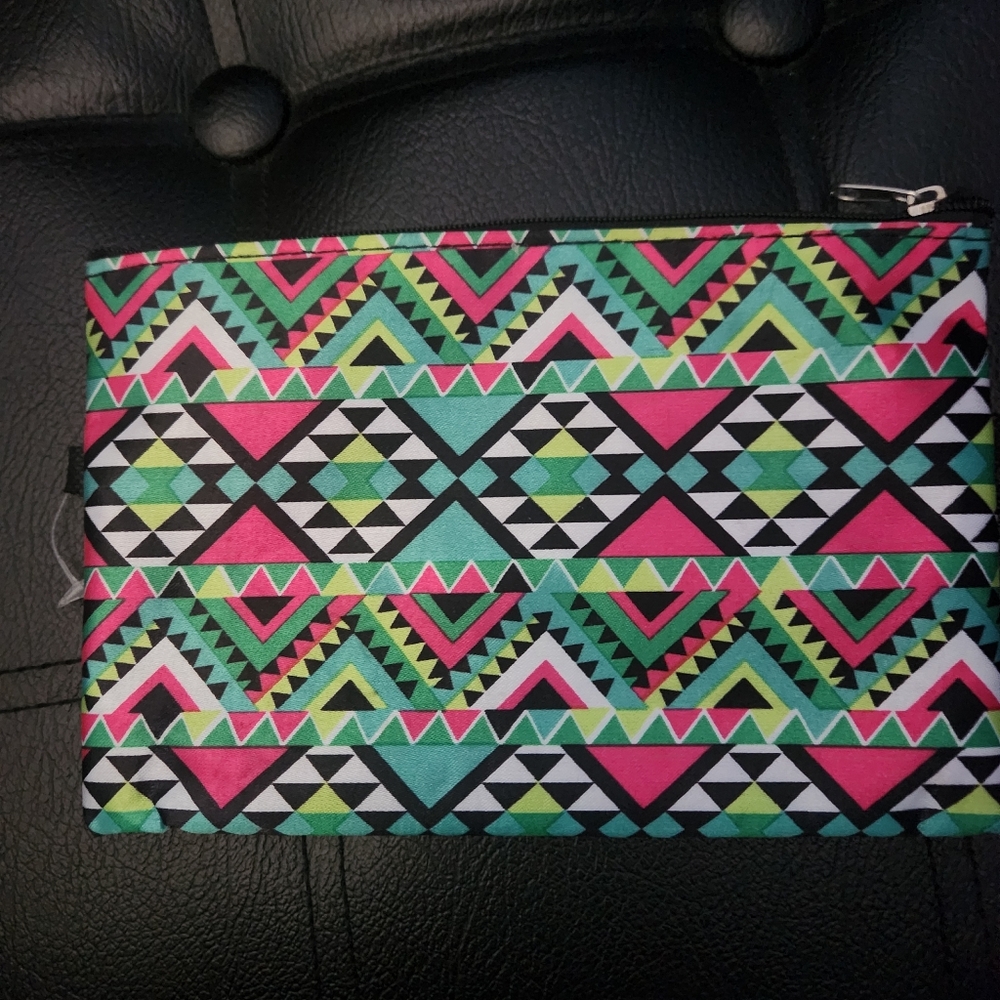 Colorful Geometric Pattern Pouch - Picture 2 of 2